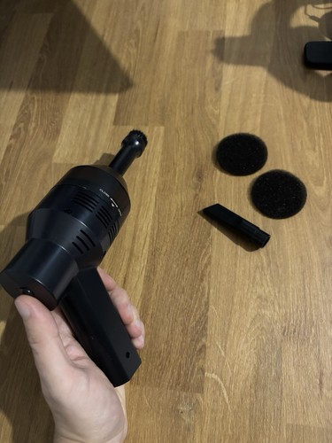 Handheld little vacuum cleaner - little,